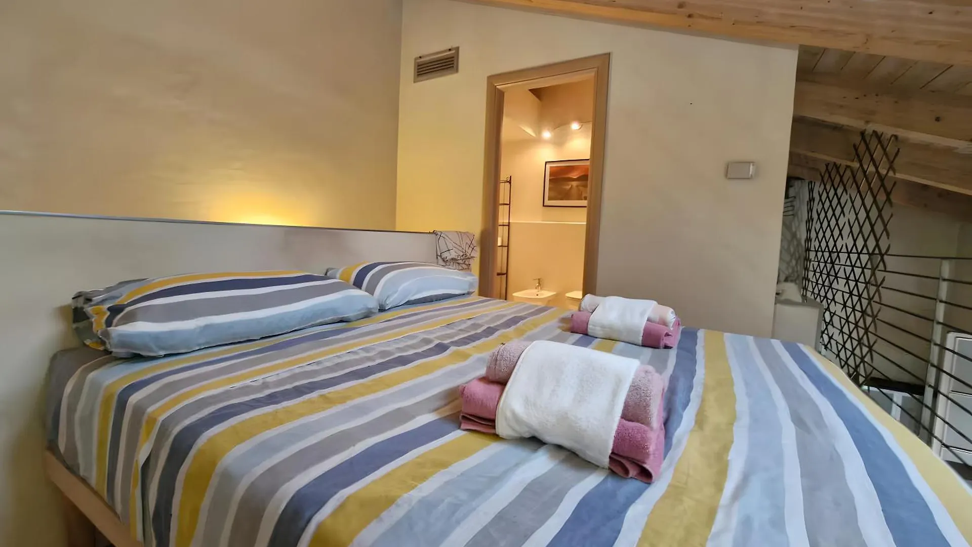 Casa Gabriella Lucca Vila